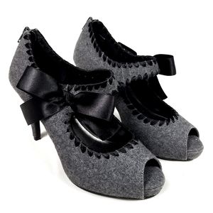 Velvet Heart Ribbon Bow Peep Toe Pumps